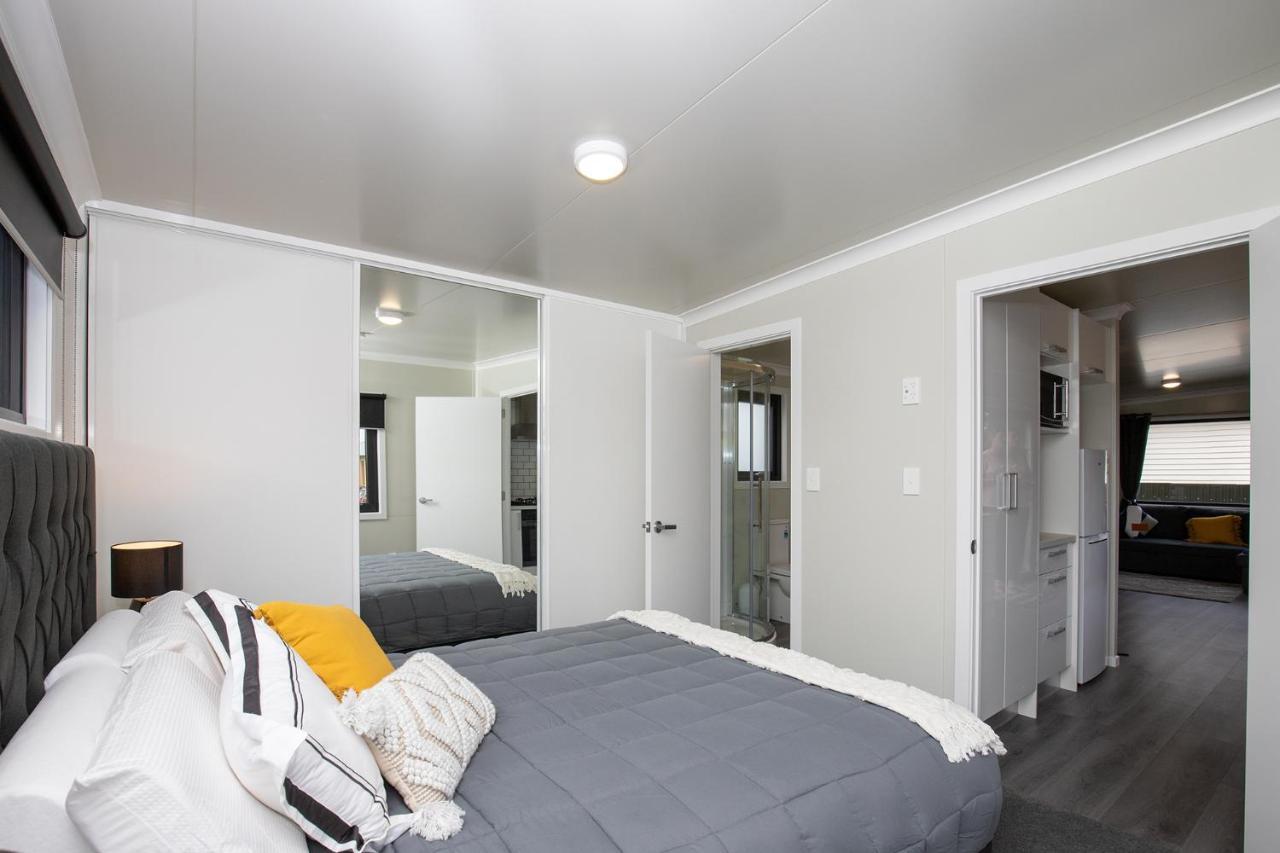 Affordable Modern Accommodation Westport Bagian luar foto